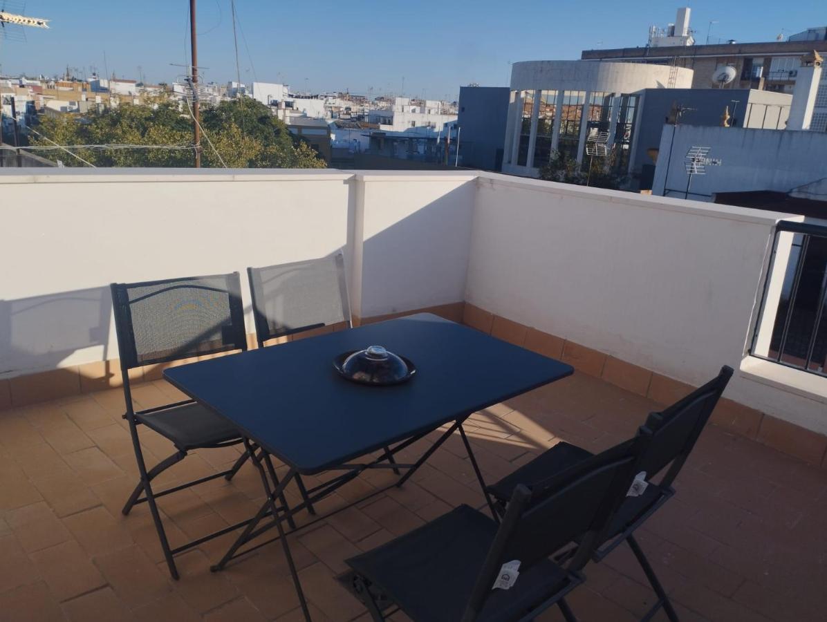 Atico Aire De Triana Lejlighed Sevilla Eksteriør billede